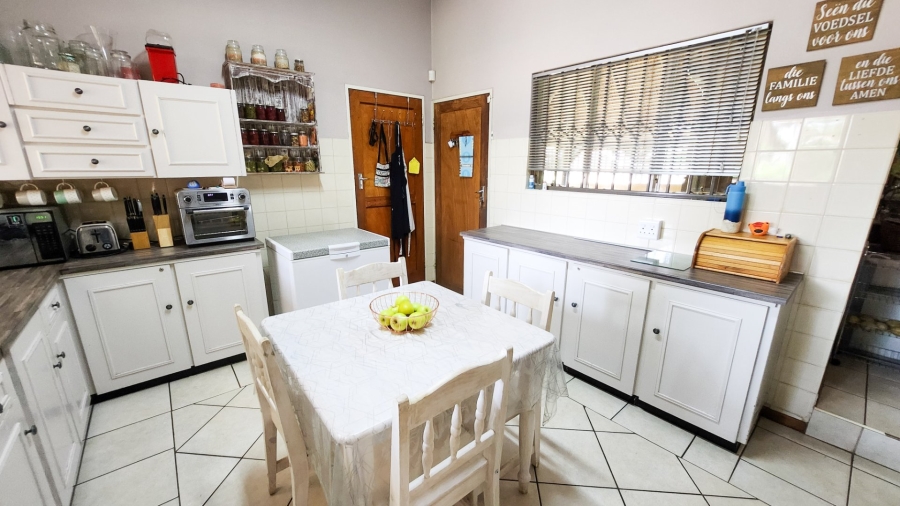 4 Bedroom Property for Sale in Wilkoppies North West
